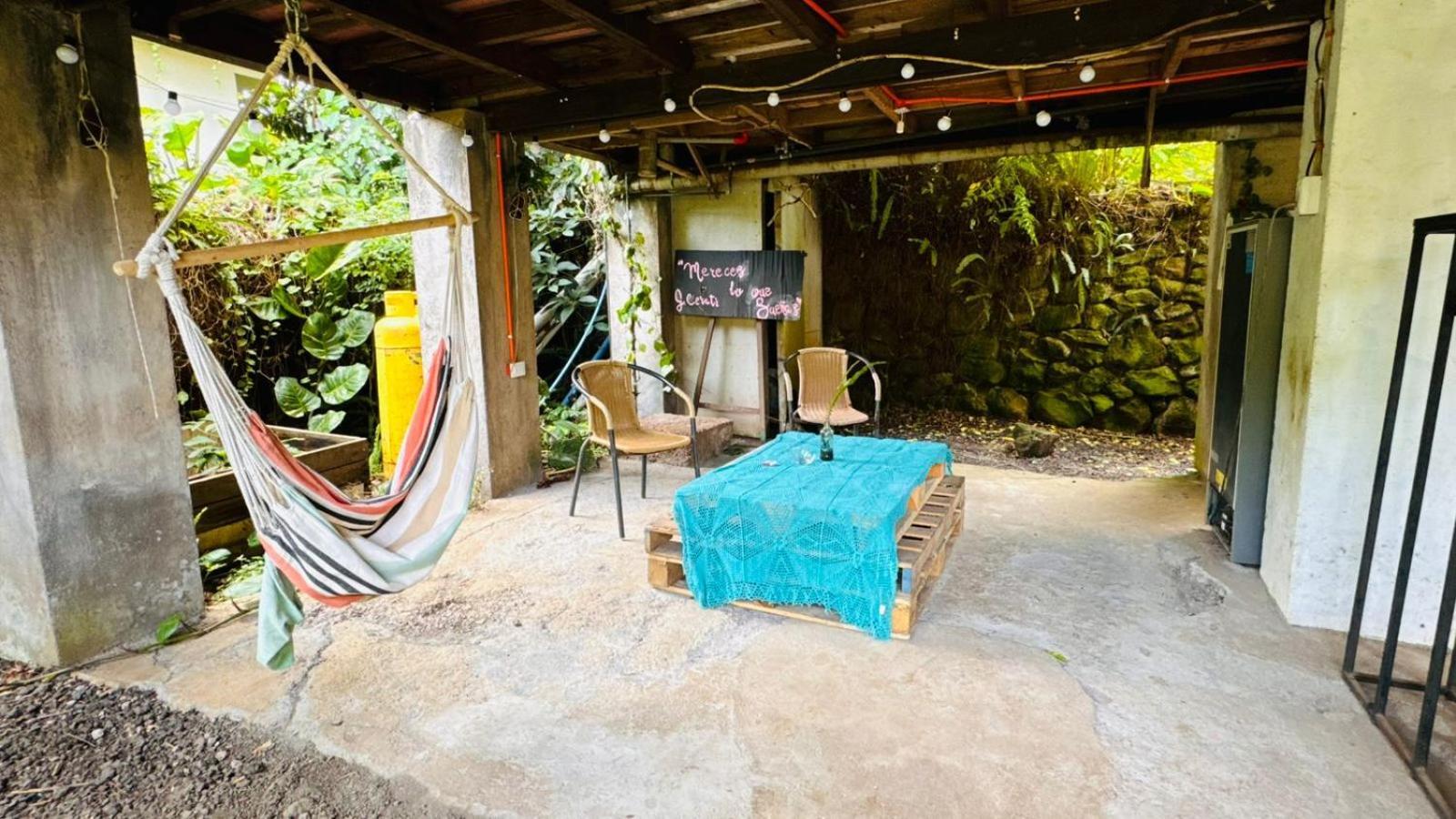 Mata Nui Eco Hostel Hanga Roa Esterno foto