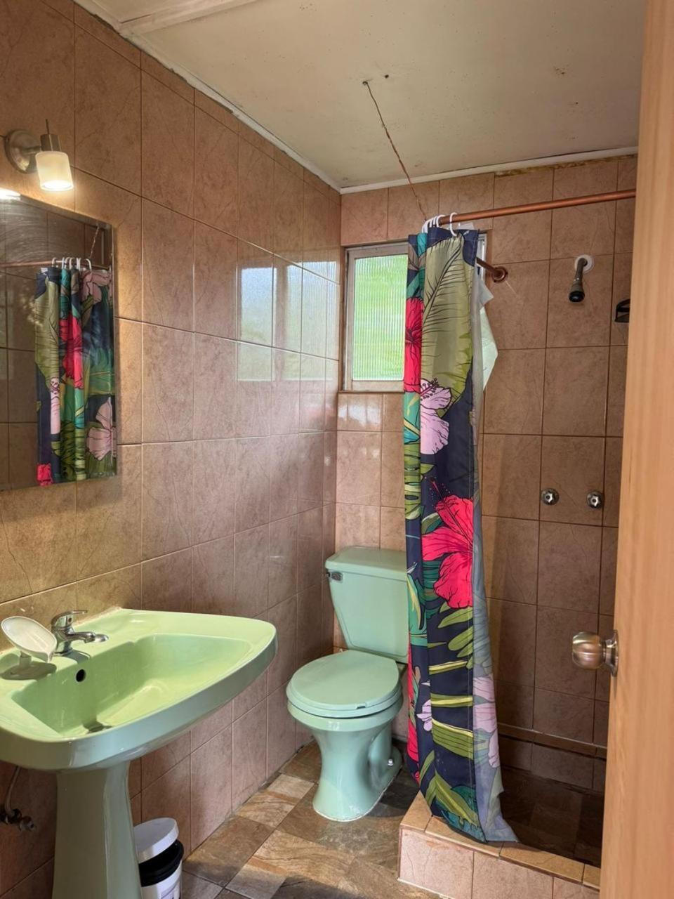 Mata Nui Eco Hostel Hanga Roa Esterno foto